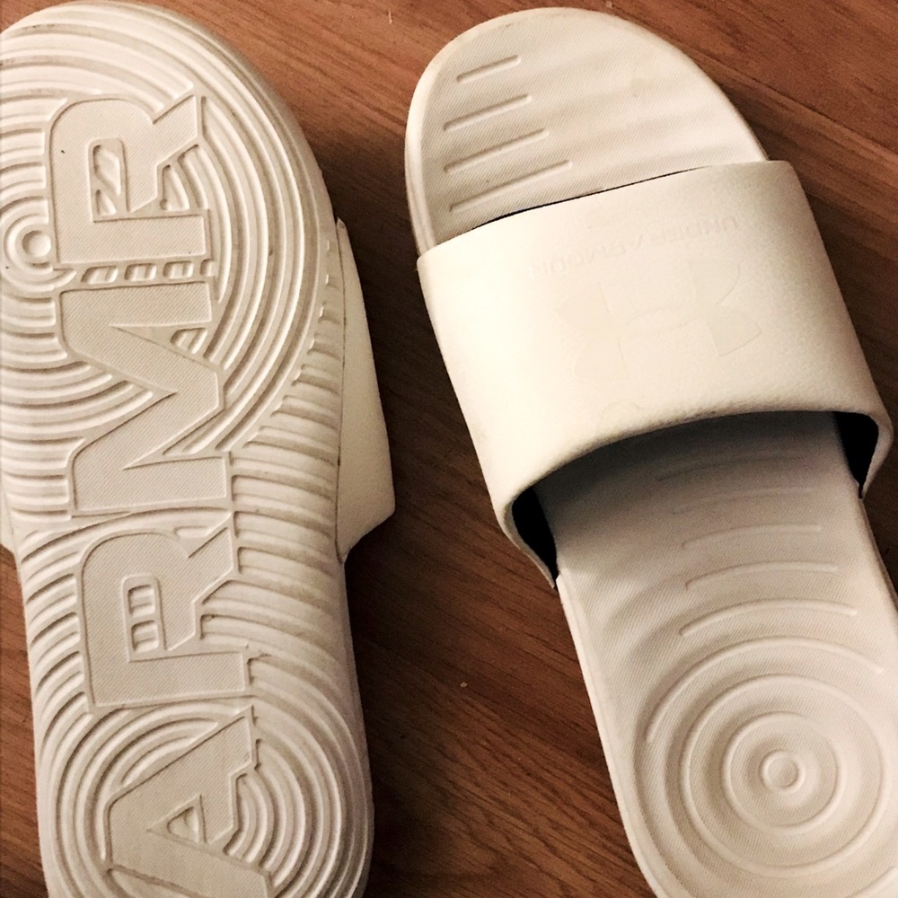 Under armour slides white size 7/8